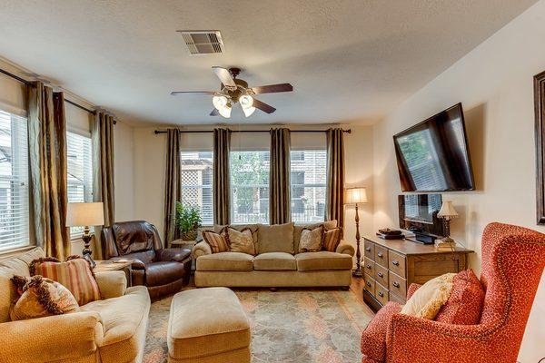 Jennifer Young - The Young Team