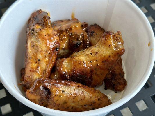 Sweet Heat Wings @ColumbusFoodDude
