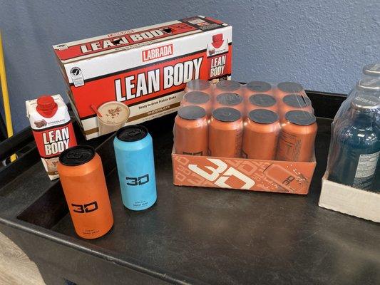 Lean Body Ready-to-Drink protein drinks and 3D Energy drinks.