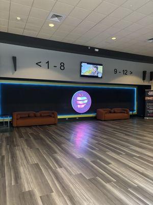 Apple Cinemas Greece Ridge Mall