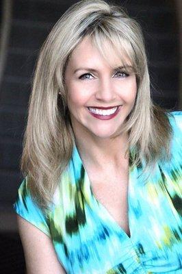 Tami Henderson - Russ Lyon Sotheby's International Realty