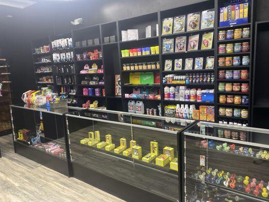 Wonderland Smoke Shop
