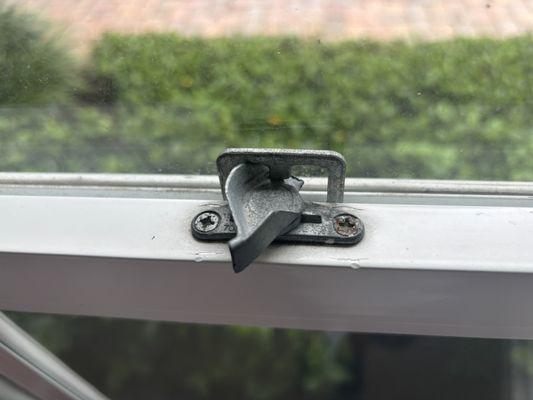 Walt's Window Repair & Screening