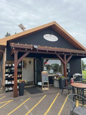 White Pine Market