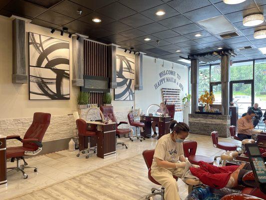 Happy nails & Spa