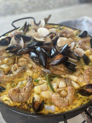 Hola Paella