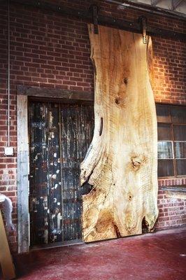 THE BEST LIVE EDGE IN OKC!