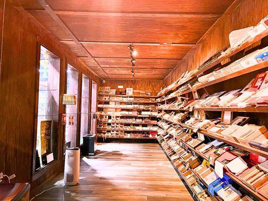 Cigar room
