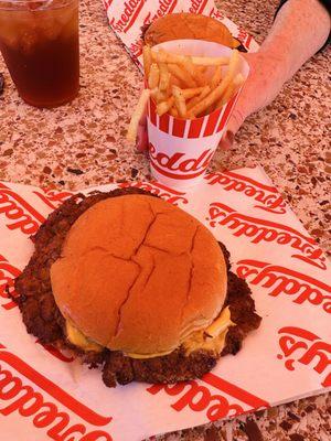 Freddy's Frozen Custard & Steakburgers