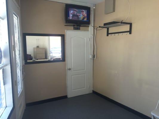 Come Enjoy Our Free WIFI & Cable