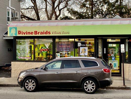 Divine Braids & Beauty Supply
