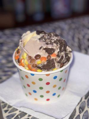 FroYo Frozen Yogurt and Ice Cream