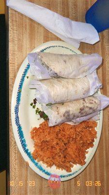 3 steak tacos and rice