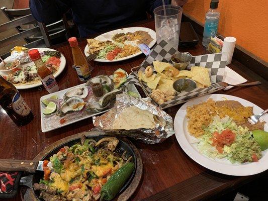 Combination Fajitas, Tacos de Alambre, and Quesadilla