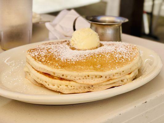 Buttermilk pancakes (short stack)