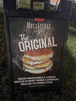 MozzArepas