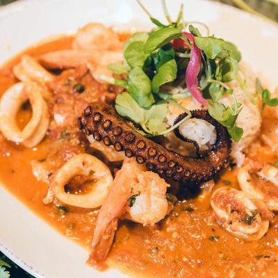 La Victoria Barra + Cocina Mexicana - Chicago