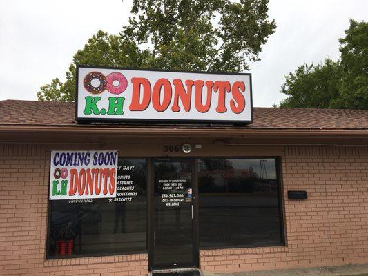 K.H Donut's