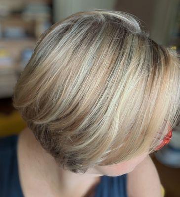 Sue fixed mistakes of a previous color job by giving me highlights and lowlights that worked with my natural color.