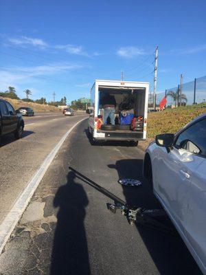 Roadside assistance and mobile tire service for cars truck trailer comercial truck