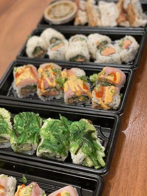 Ninja Roll, Napa Roll (veggie), Ninja Roll, Spicy Tuna Roll, Gyoza