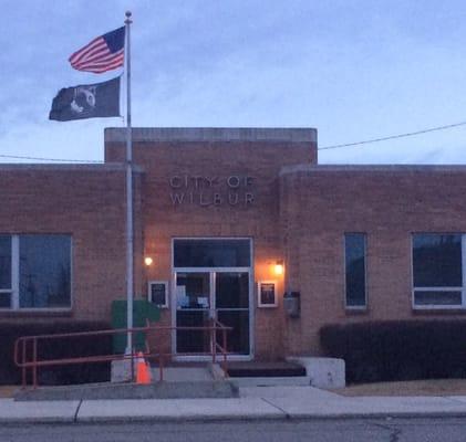 Hesseltine Public Library