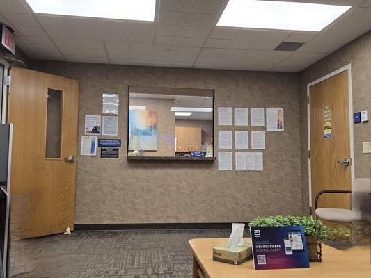 Waiting room, pain management (here for support)