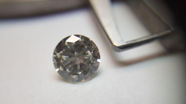 Someone sold us a diamond left behind by his wife. He walked out of our office with $9,000 cash in his pocet, after a nice coffee.