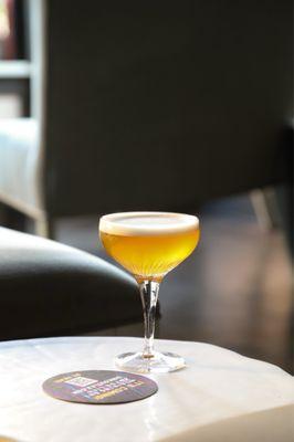 Fruity bourbon drink