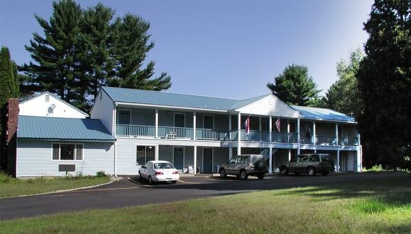 Red Carpet Inn and Suites Plymouth