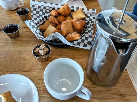 Coffee & Zeppoli for two