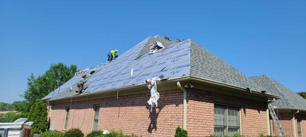 Paramount Roofing and Exteriors