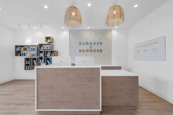 SUGARED + BRONZED Coral Gables lobby