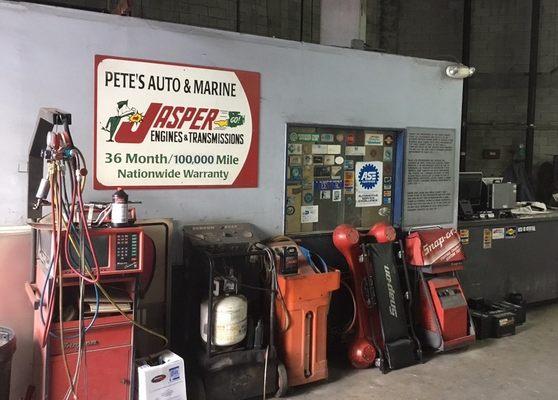 Pete's Auto & Marine Office