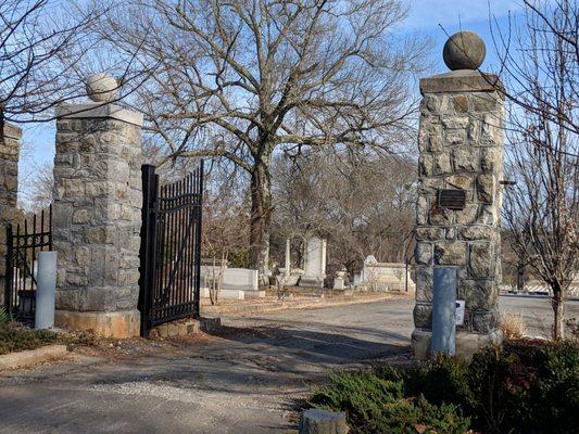 Oakland Fraternal Cemetery