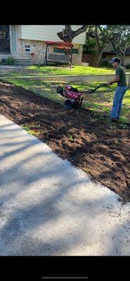 El Guache Grass Service and Tree Service