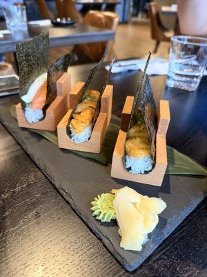 Uni handroll and Salmon handroll