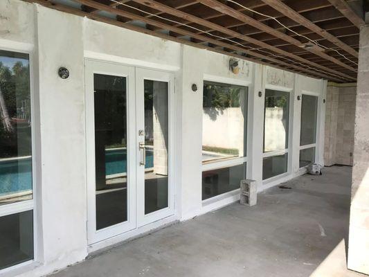 Pino Windows of The Keys