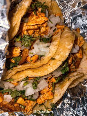Pollo (chicken) Tacos