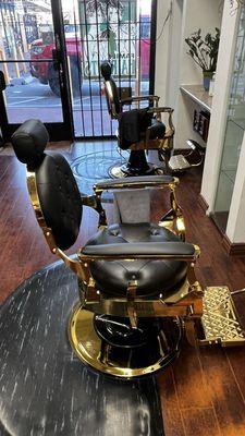 International Barber & Beauty Salon