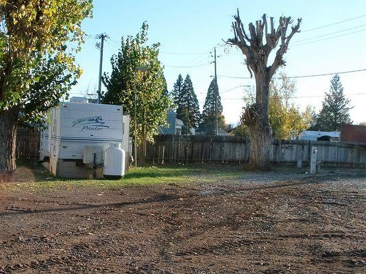 Mcarthur Mobile Home & Rv Park