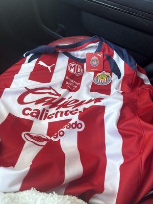 Fake jersey they be saying it's "replica " fan version when it's not