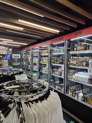 Liquor, Whiskey, Cognac, Rum, Bourbon, Vodka, Gin, Sake,