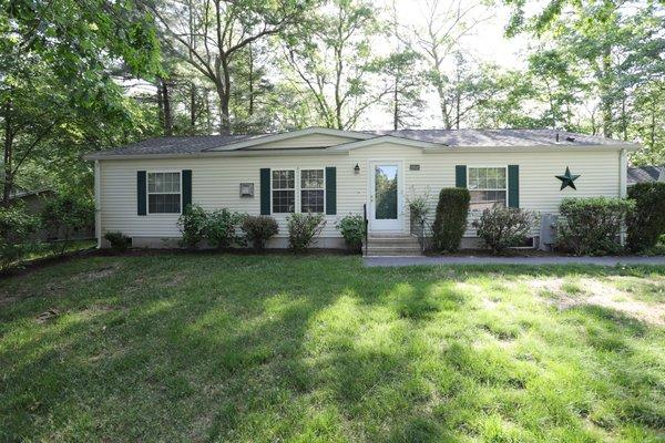 Jacqueline Bohn - Compass