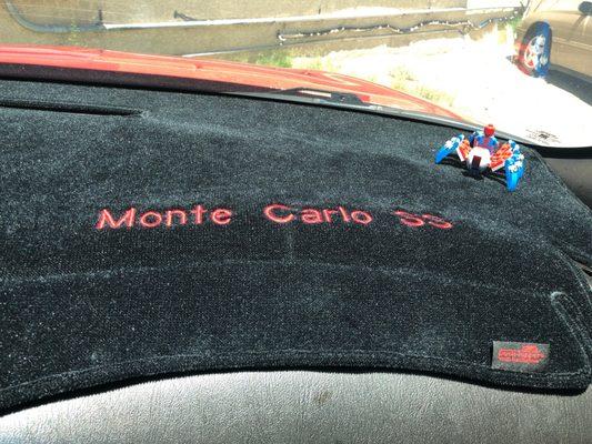 My custom dash mat !!!