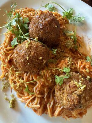 Spaghetti & Beetballs (opening weekend)