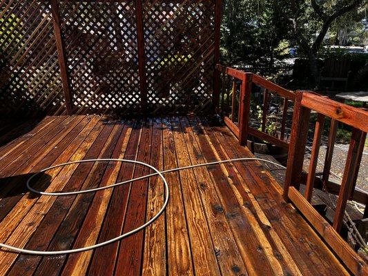 Captain's Window Washing Servicing