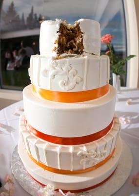 Top tier is carrot. Their cake is delicious!! (On3Design photo)