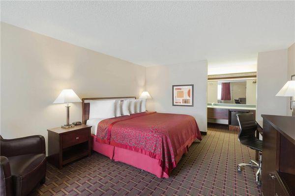 Days Inn By Wyndham Auburn