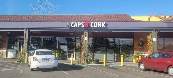 Caps N Cork
